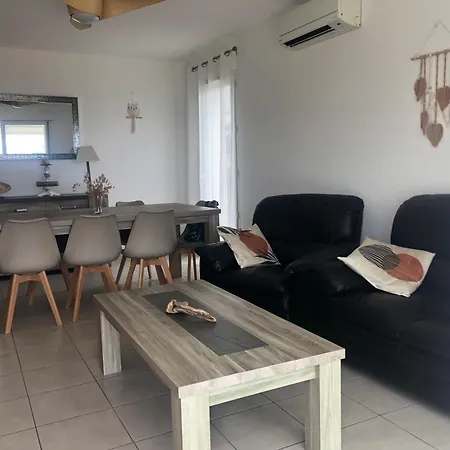 Patio F3 Avec Piscine Semesterbostad